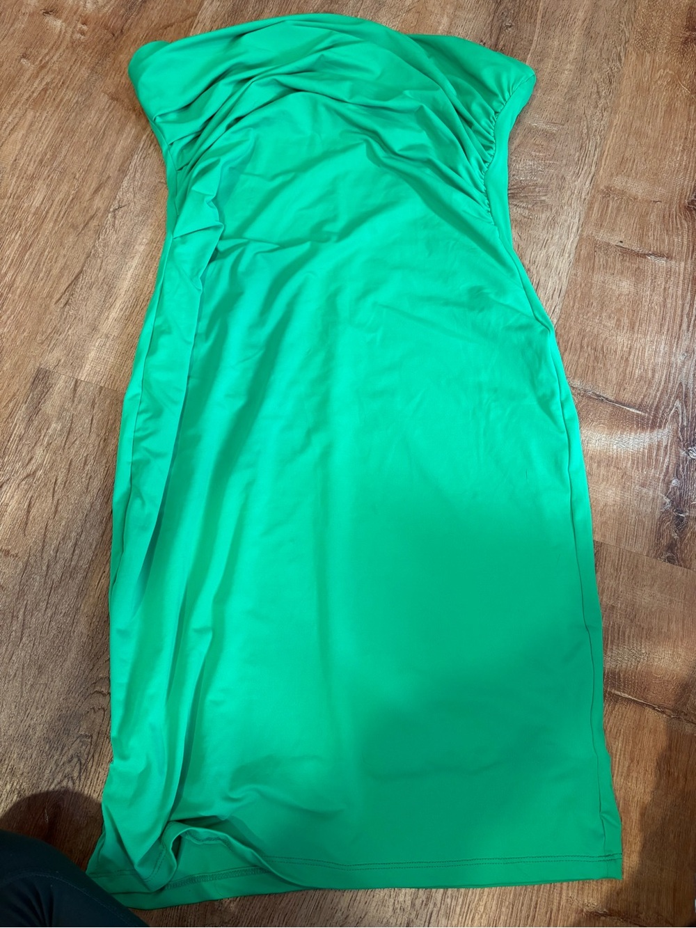 Haute Monde Strapless Dress in Bright Green